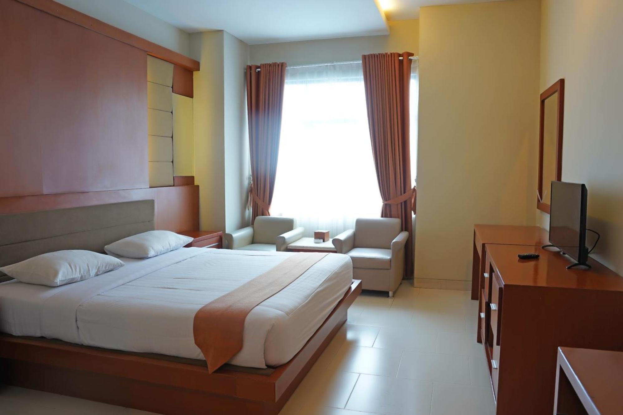 Arinas Hotel Μπαντάρ Λαμπούνγκ Εξωτερικό φωτογραφία